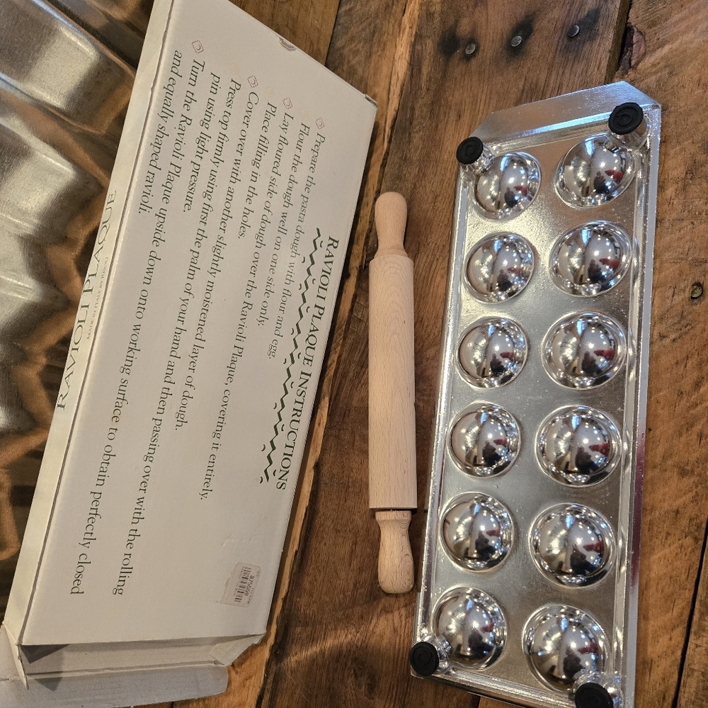 New Vtg Ravioli Pan & rolling Pin In Box Rivoli Italy